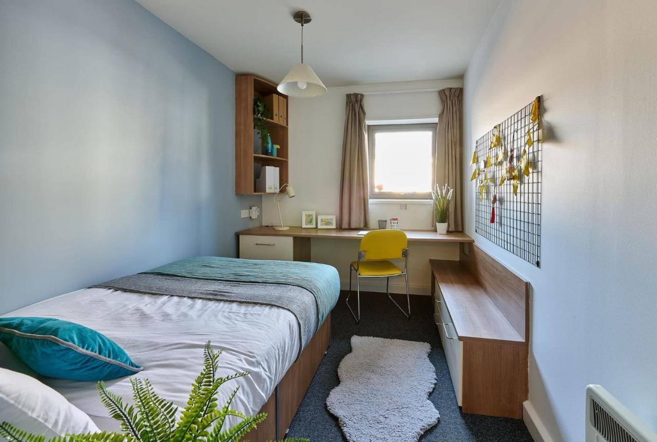Cosy Ensuite Bedrooms At Trust House Near Exeter City Centre Zewnętrze zdjęcie